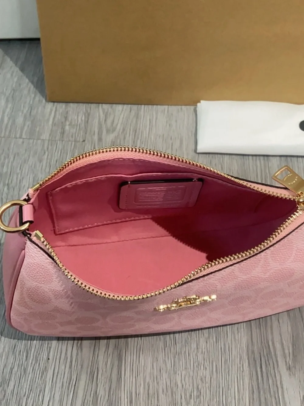 NWT Coach Teri Shoulder Bag In Signature Canvas With Charms Powder Pink - Picture 9 of 9